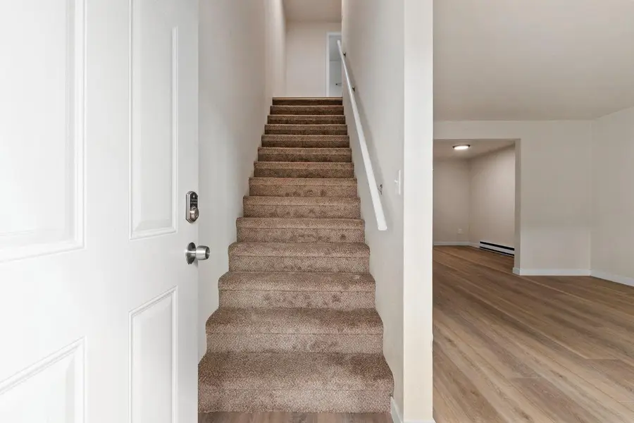 2130 ELMVIEW DRIVE  #J, Ashwaubenon, WI 54304 - Image #2