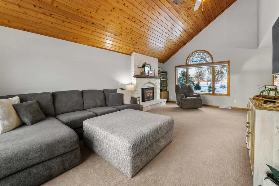 41 CAMBRIDGE COURT, Fond Du Lac, WI 54935 - Image #2