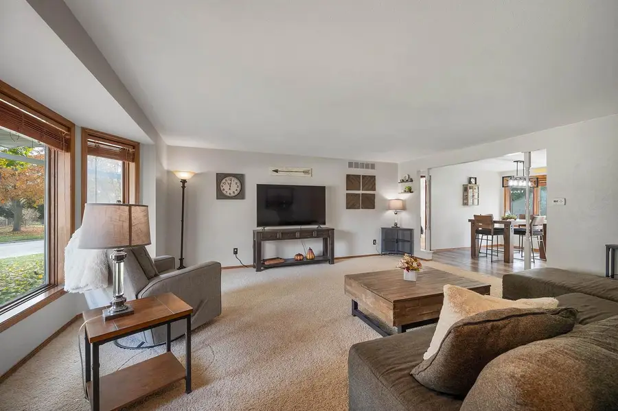 2925 DEVROY LANE, Green Bay, WI 54313 - Image #2