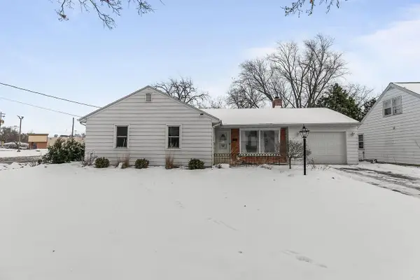 572 NEWTOLS STREET, Green Bay, WI 54302