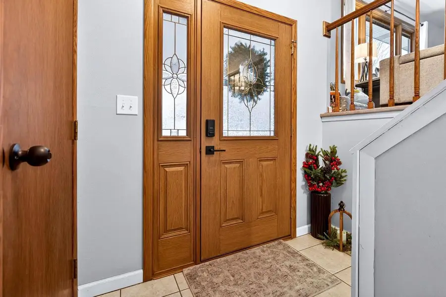 908 MEADOW LANE, Kaukauna, WI 54130 - Image #3