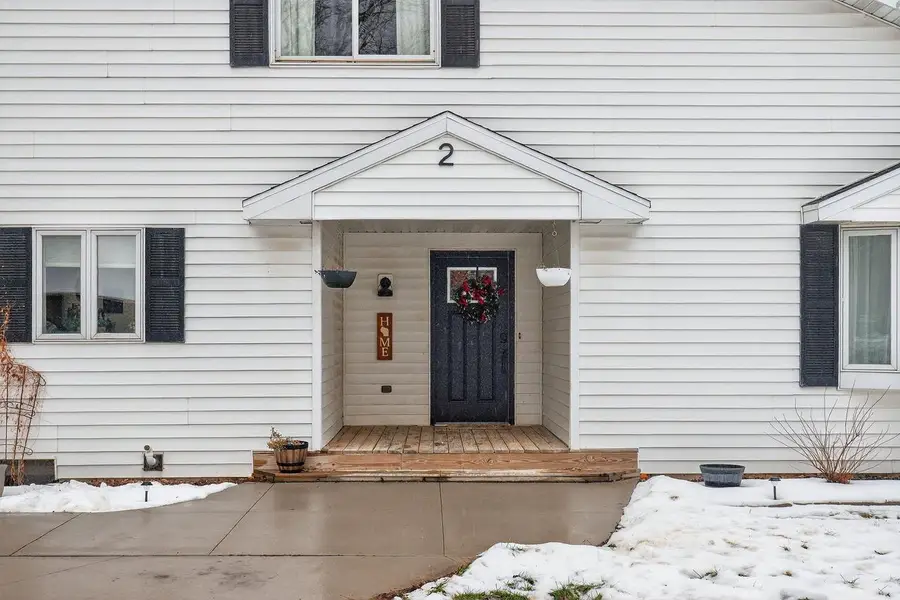 2 STAMES DRIVE, Appleton, WI 54914 - Image #2