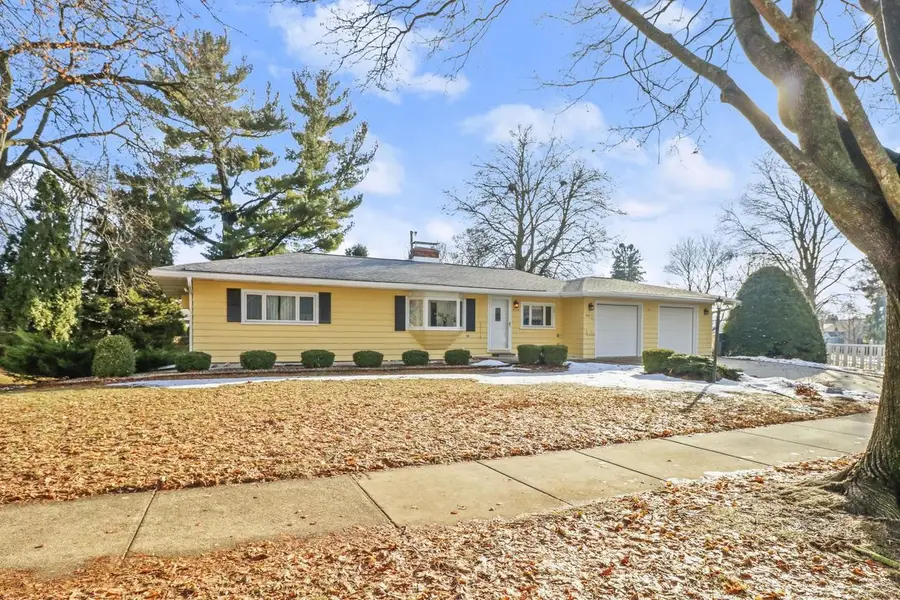 453 CLIFDEN DRIVE, Madison, WI 53711 - Image #2