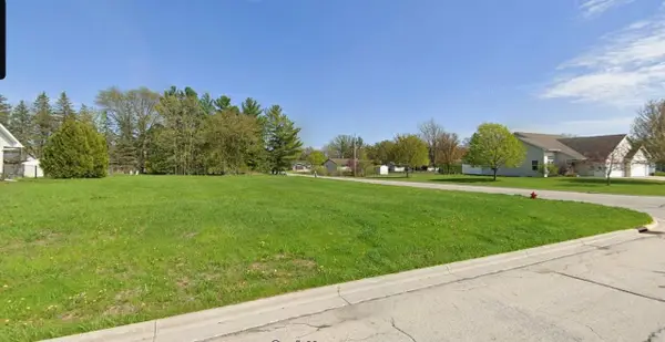 332 ROSEMARY DRIVE, Pulaski, WI 54162