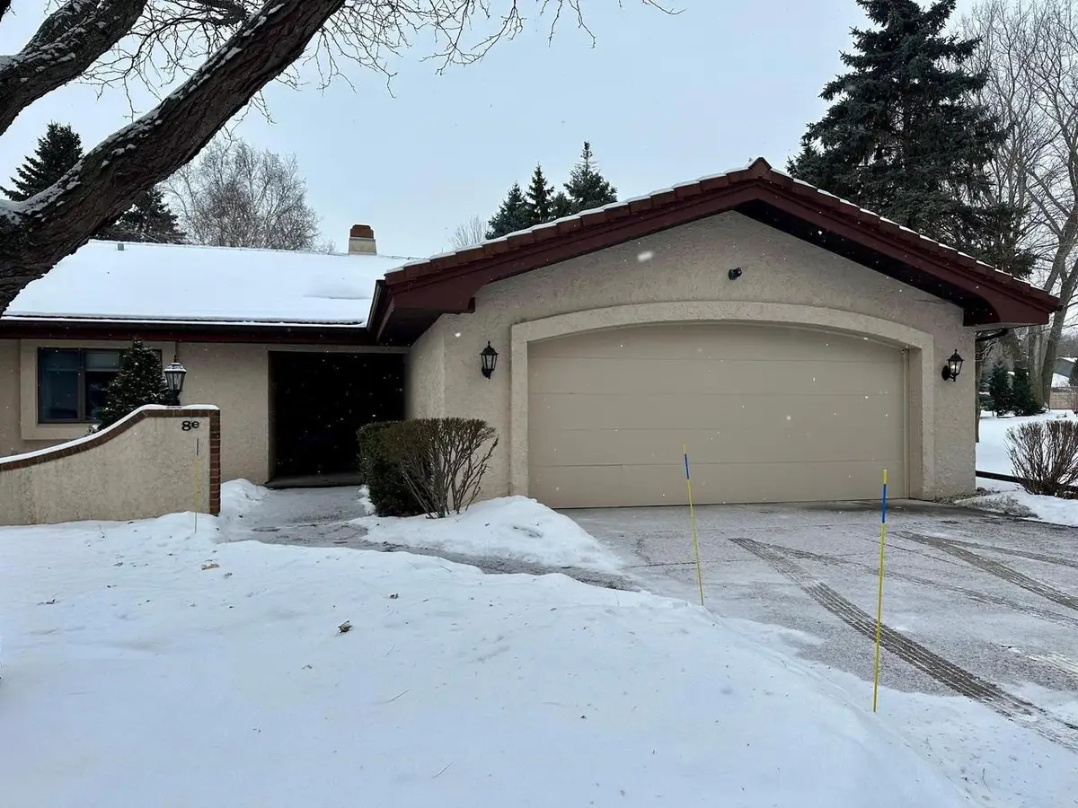 8 FIESTA COURT, Appleton, WI 54911 - #1