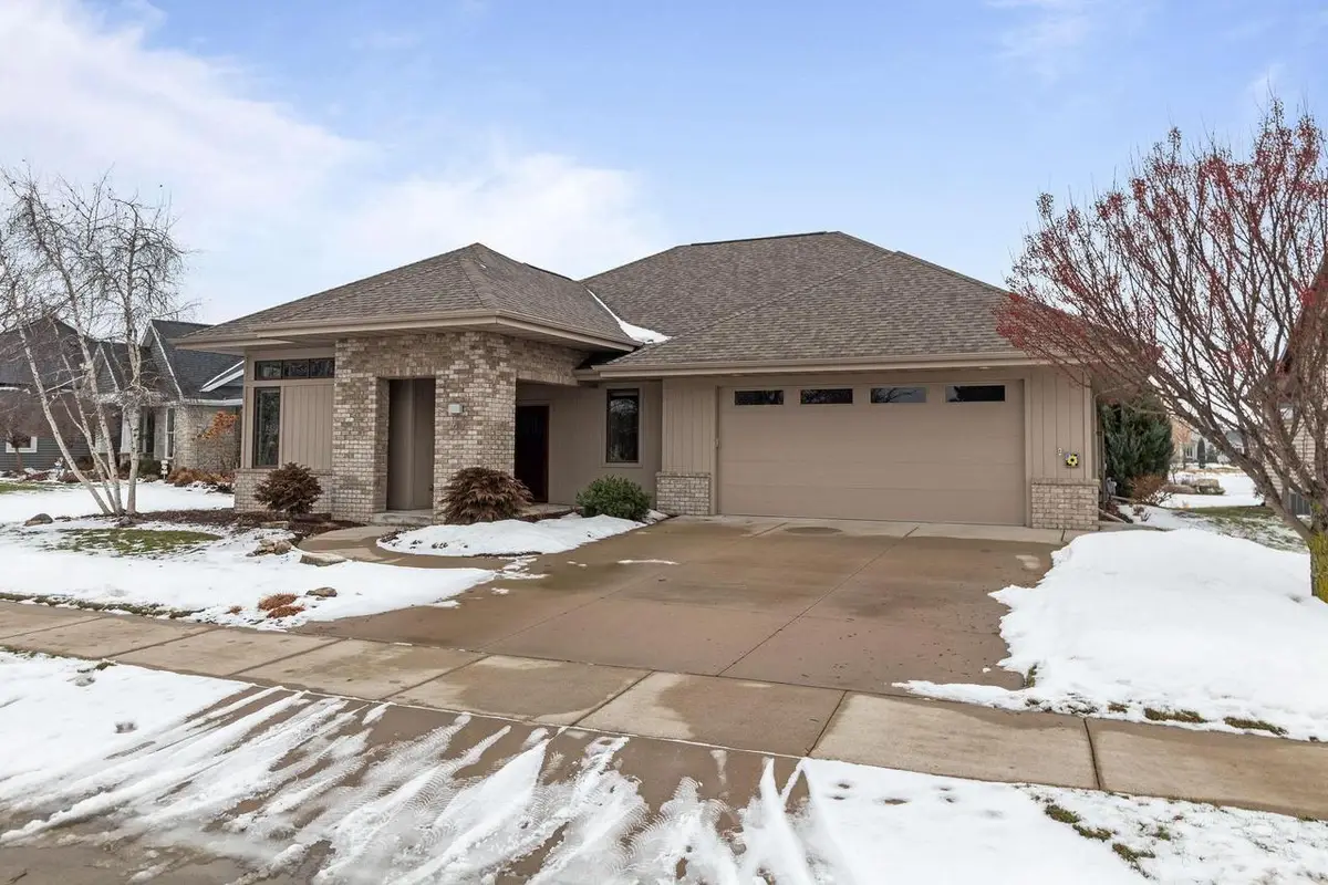 4841 CANVASBACK CIRCLE, Appleton, WI 54913 - Image #1