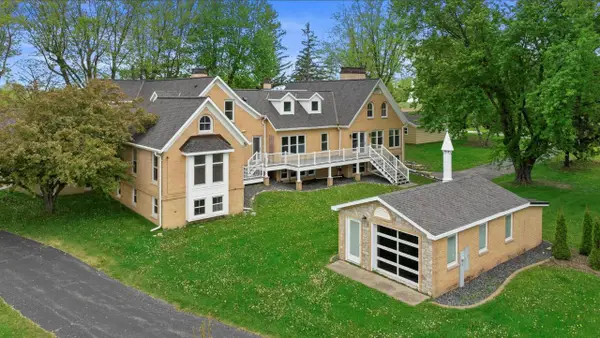 6600 N BALLARD ROAD, Appleton, WI 54913