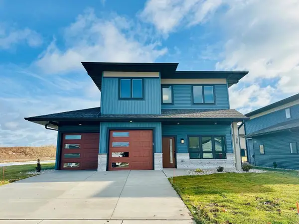 385 N WILSON STREET, Kimberly, WI 54136