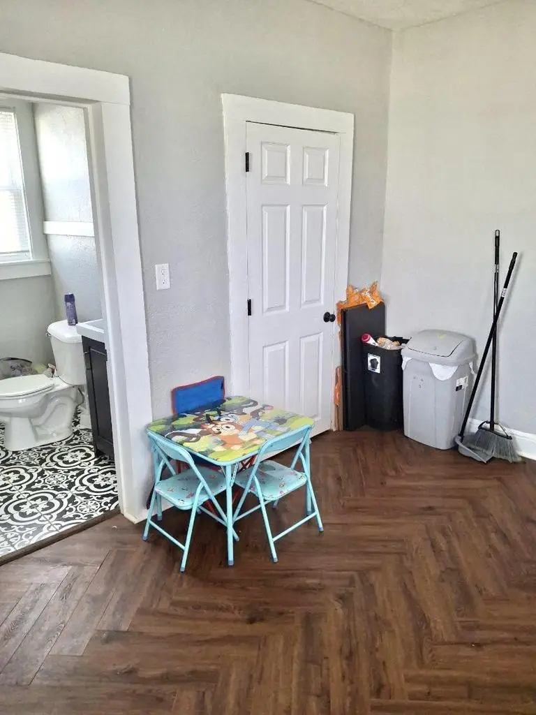 504 CEAPE AVENUE, Oshkosh, WI 54901 - Image #3