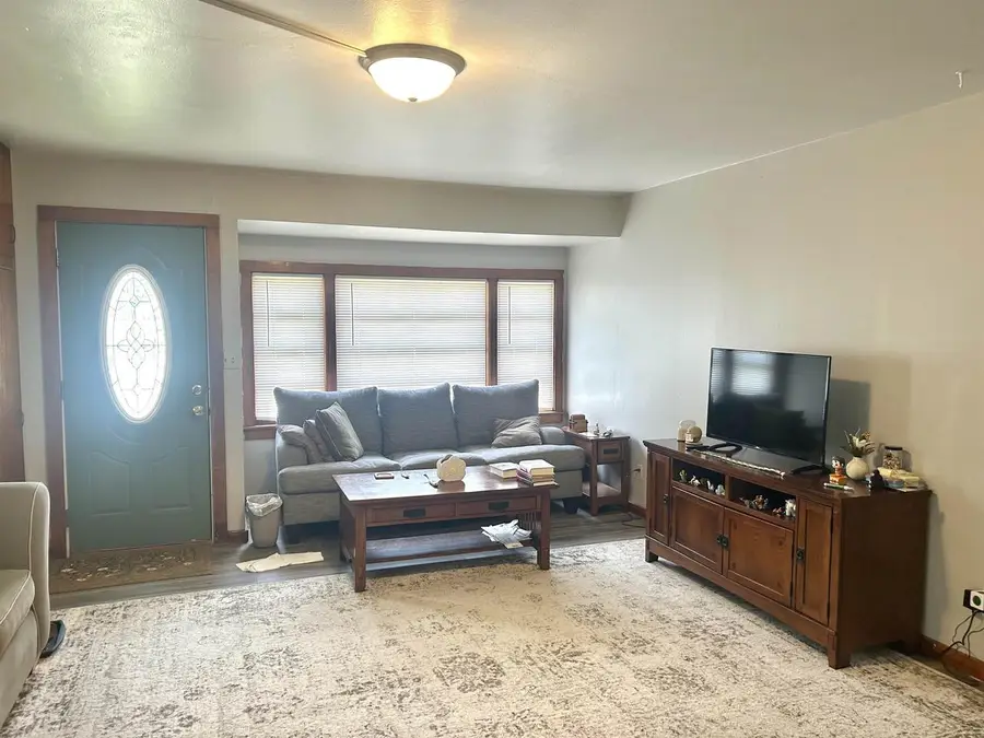 804 JOHN AVENUE, Oshkosh, WI 54901 - Image #2