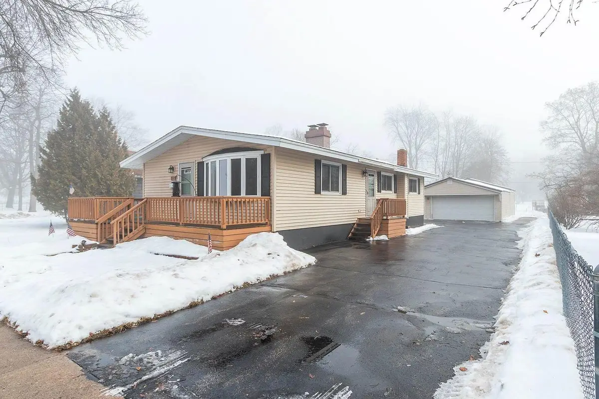 180 N BEEBE AVENUE, Peshtigo, WI 54157 - Image #1