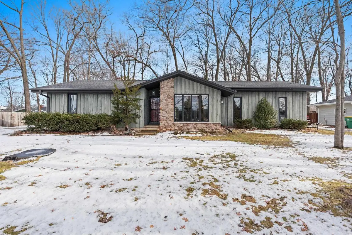 1313 SORRENTO DRIVE, Green Bay, WI 54304 - #1