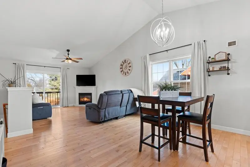 616 W 10TH STREET, Kaukauna, WI 54130 - #2