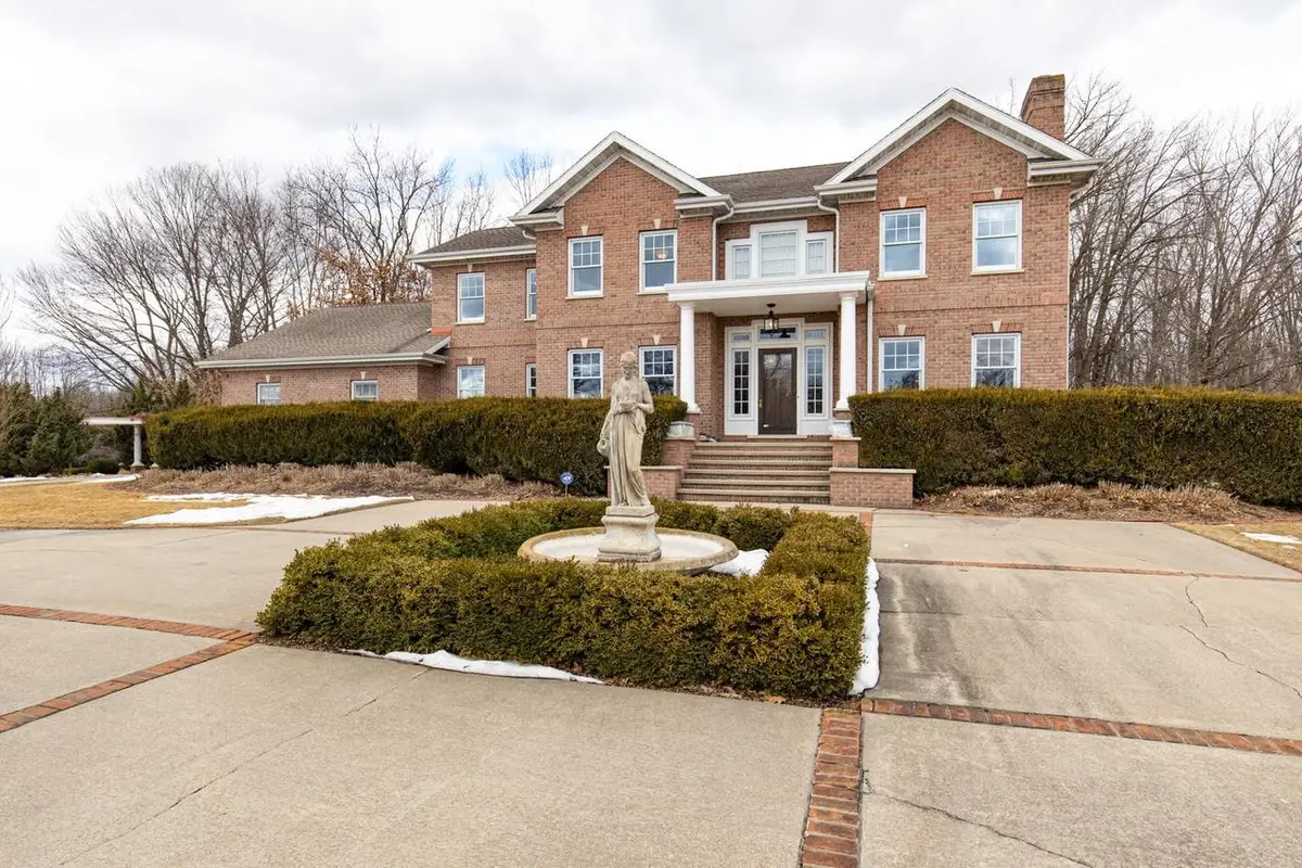 W9258 LAMISE WAY, Hortonville, WI 54944 - Image #1