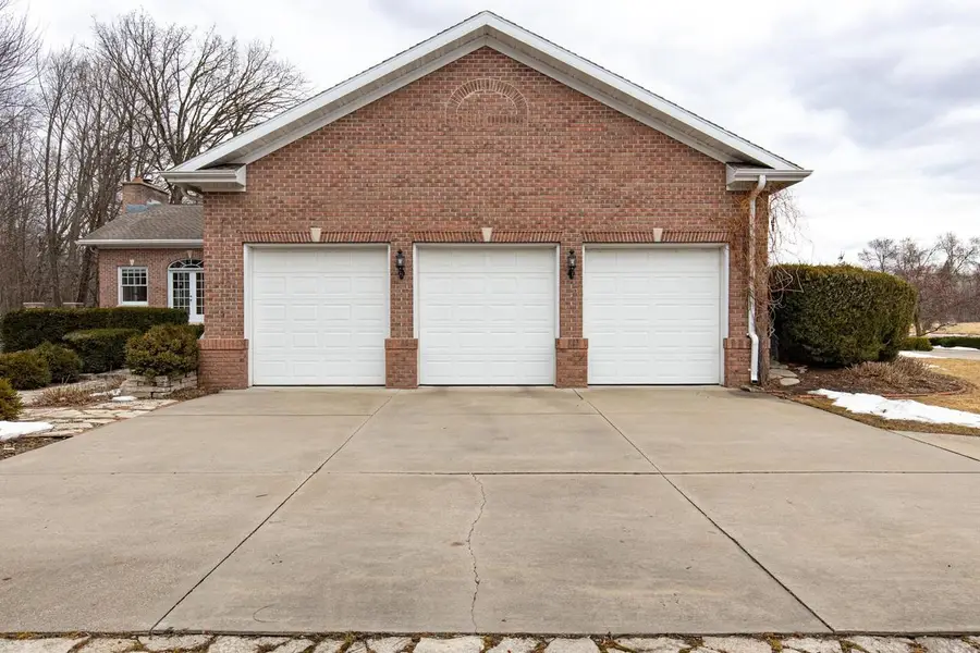 W9258 LAMISE WAY, Hortonville, WI 54944 - Image #2