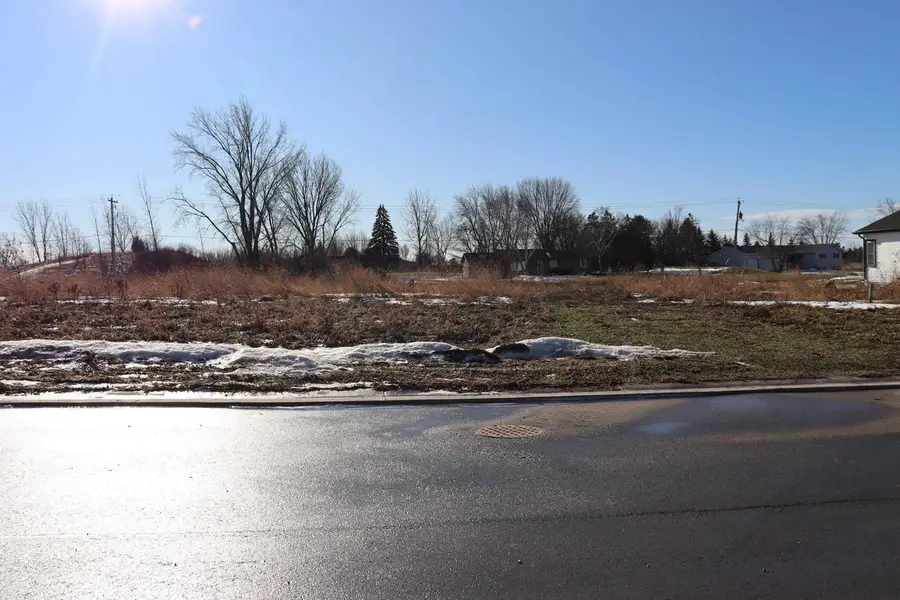 MEADOW PARK DRIVE, Greenville, WI 54942 - Image #2