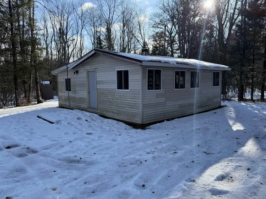 N11286 COUNTY ROAD P, Iola, WI 54945 - Image #3