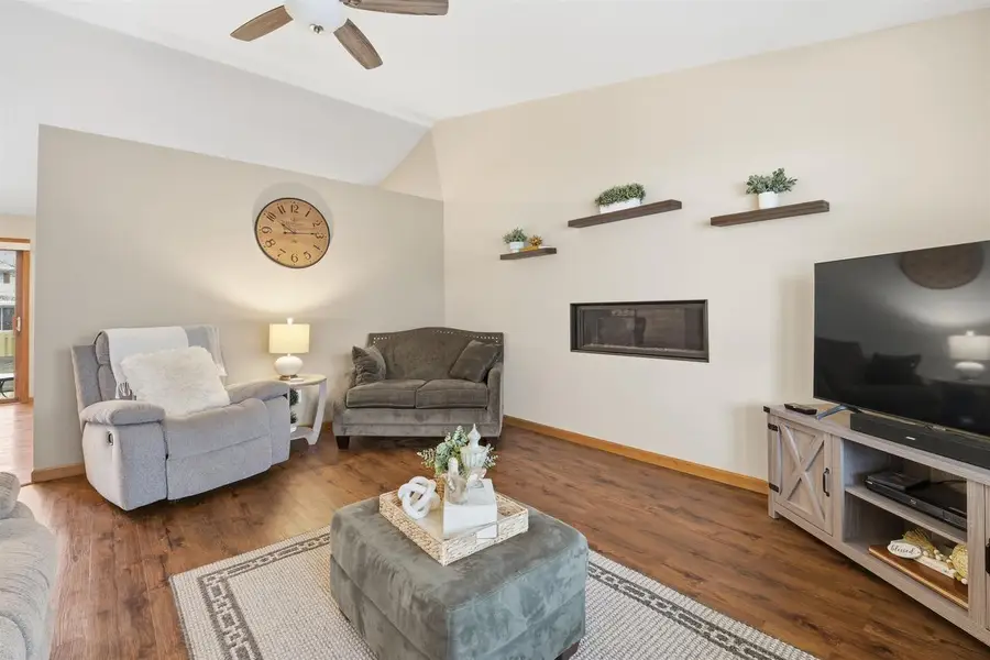 109 NICOLE LANE, Wrightstown, WI 54180 - Image #3