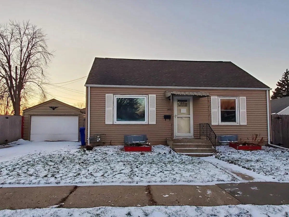 1405 S WALDEN AVENUE, Appleton, WI 54915 - Image #1