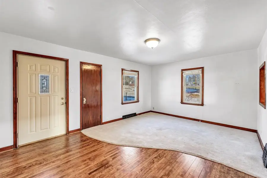 94 E NORTH WATER STREET, Algoma, WI 54201 - Image #3