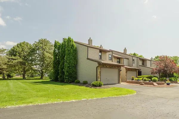 630 BRULE ROAD  #11, De Pere, WI 54115