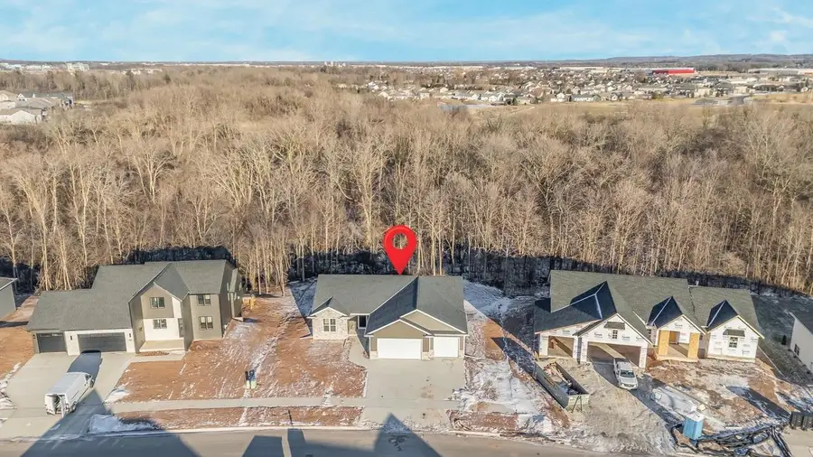 2564 N STELLITA CIRCLE, De Pere, WI 54115 - Image #2