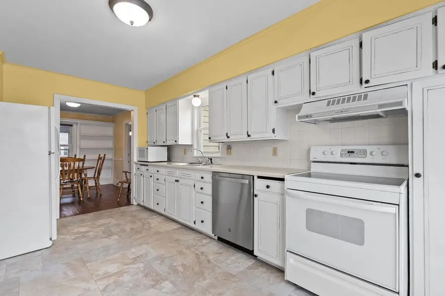 108 E MILLARD STREET, New London, WI 54961 - Image #2