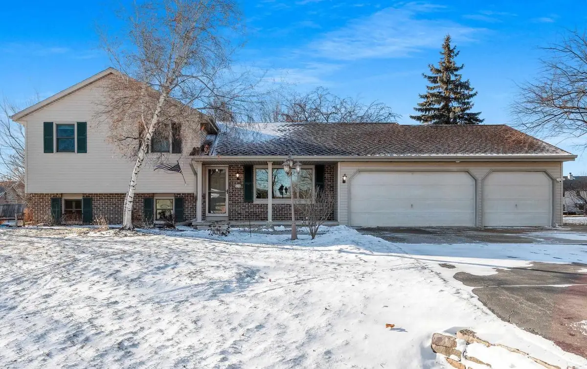 N349 FIELDSIDE LANE, Appleton, WI 54915 - Image #1