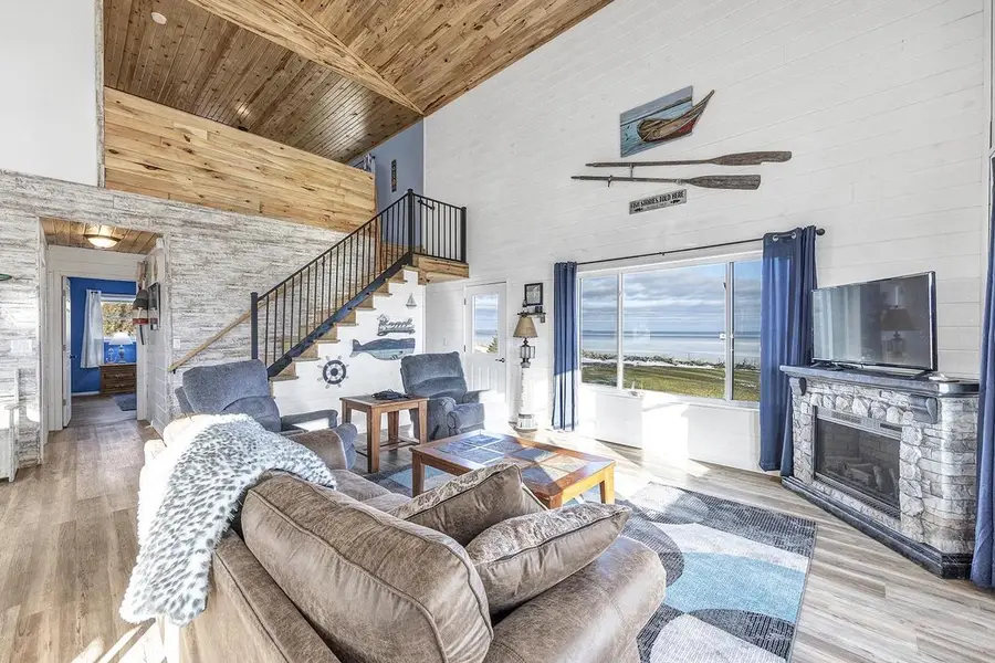 6924 COUNTY ROAD Y, Oconto, WI 54153 - Image #3