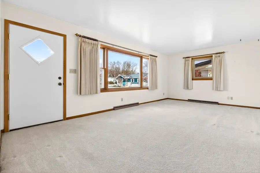 200 PRAIRIE COURT, Fond Du Lac, WI 54935 - Image #3