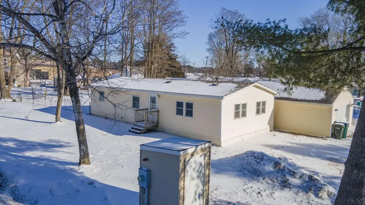 705 CLEVELAND AVENUE, Wild Rose, WI 54984 - Image #1