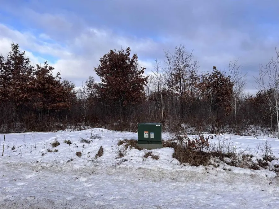 PARKWAY ROAD, Crivitz, WI 54114 - Image #2