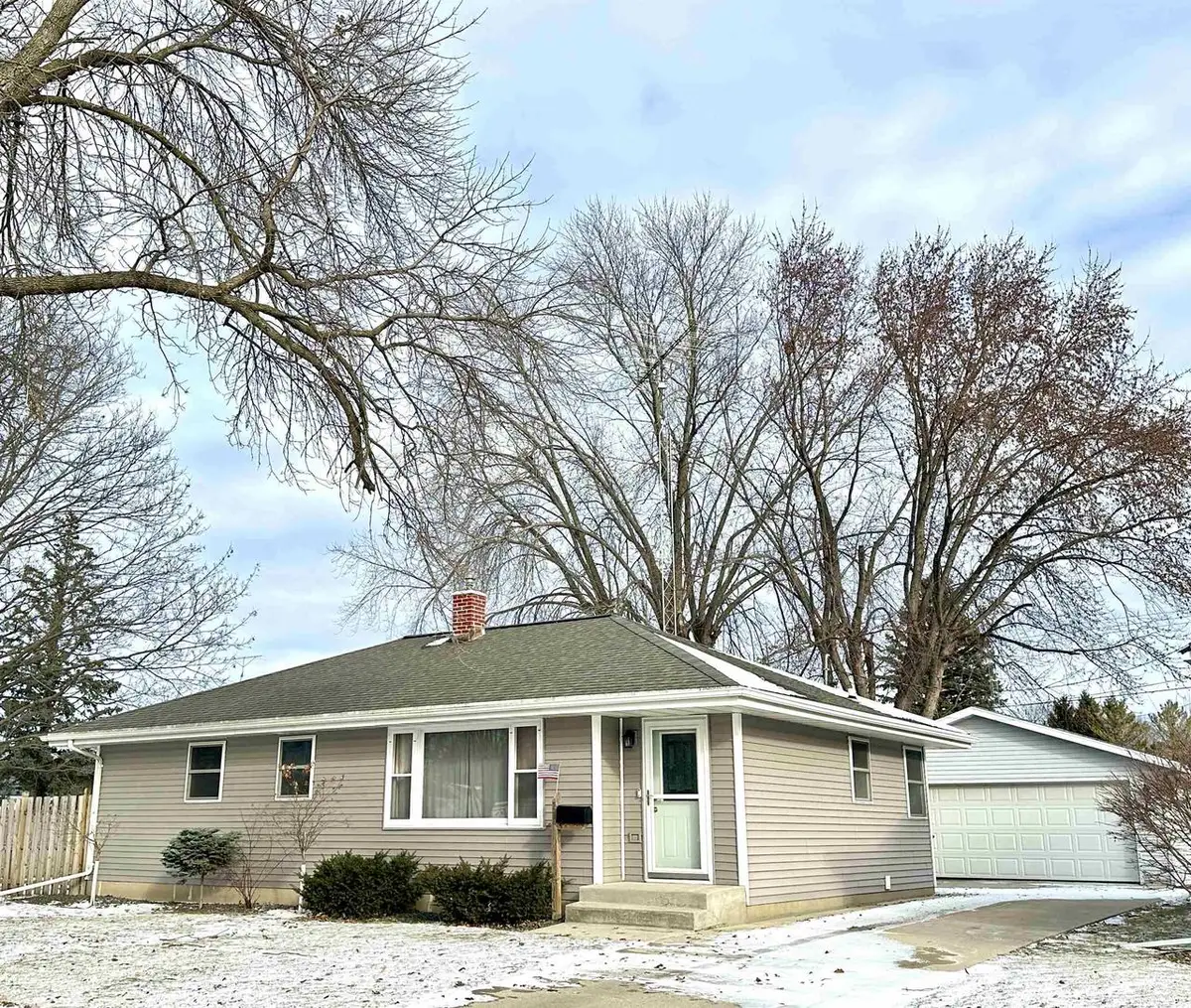 71 S SALLIE AVENUE, Fond Du Lac, WI 54935 - Image #1
