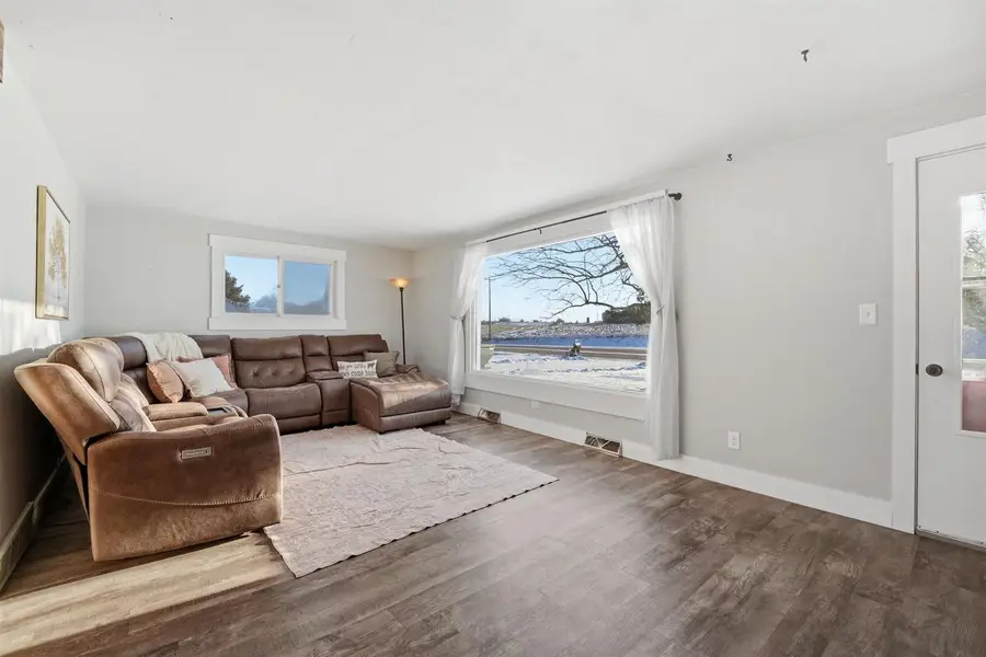 W7548 COUNTY ROAD S, Shiocton, WI 54170 - Image #3