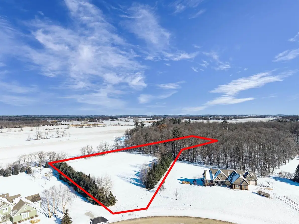 JUSTIN TRAIL, Fremont, WI 54940 - Image #1