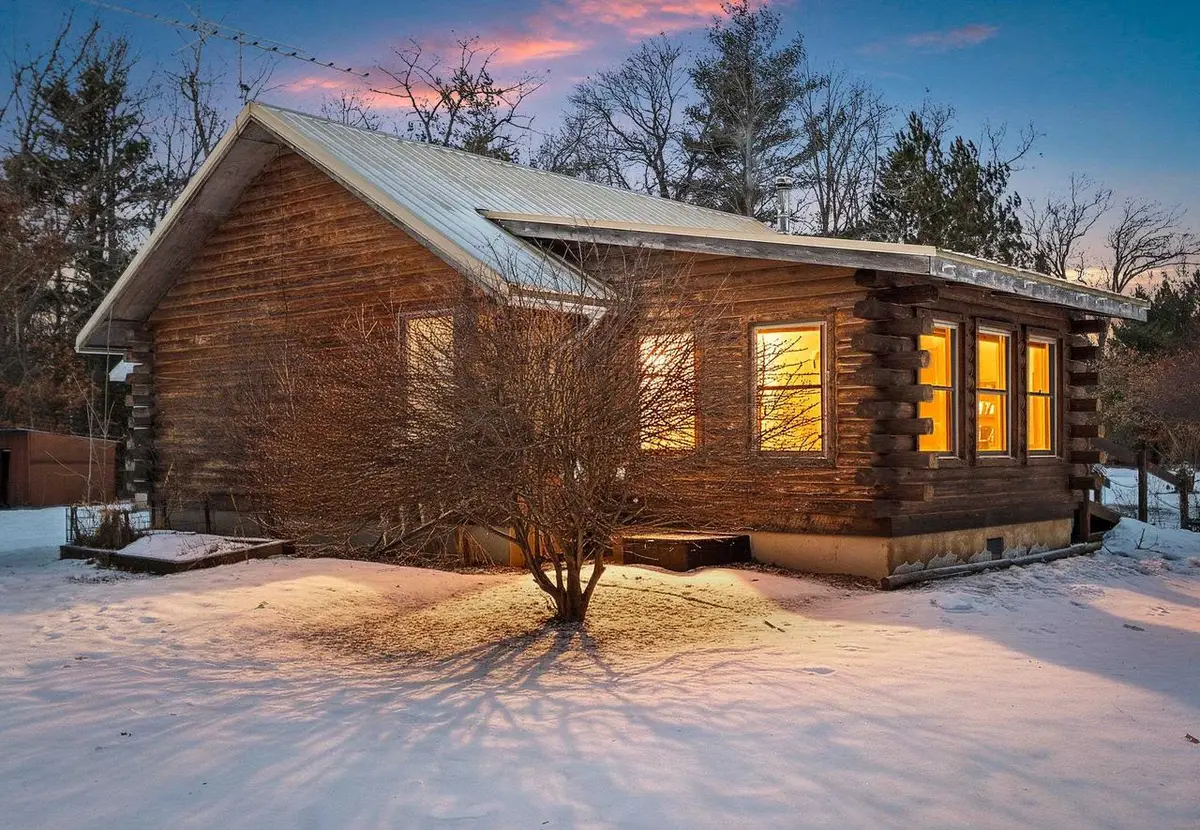 W2757 COUNTY ROAD B, Marinette, WI 54143 - Image #1