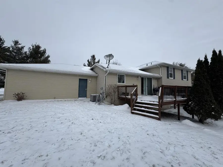 W6875 HUMMOCK DRIVE, Greenville, WI 54942 - Image #2