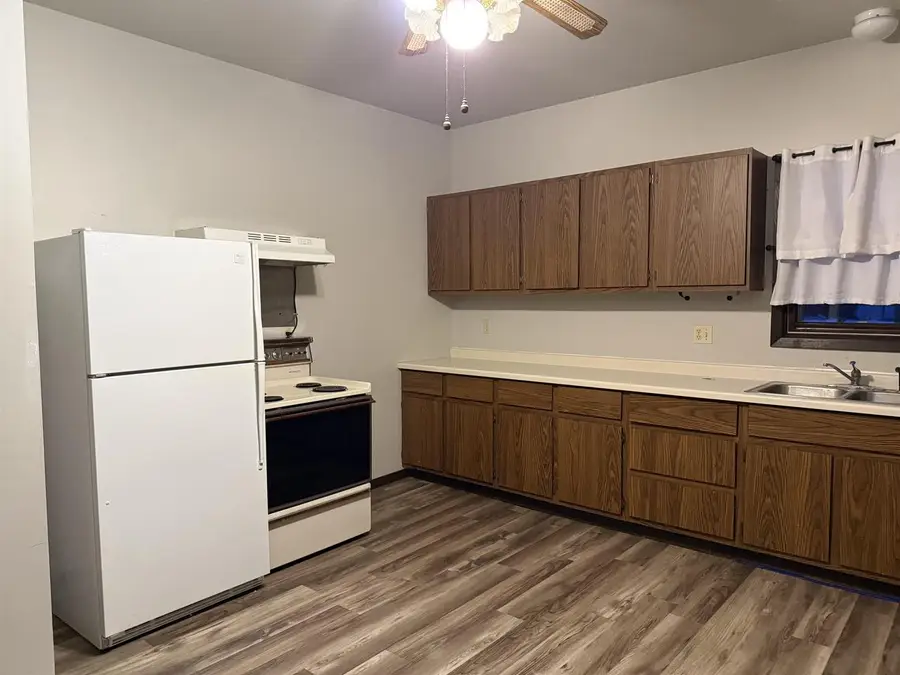 1421 E MIDWAY ROAD, Appleton, WI 54915 - #3