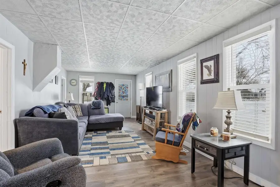 517 W 6TH STREET, Kaukauna, WI 54310 - #3