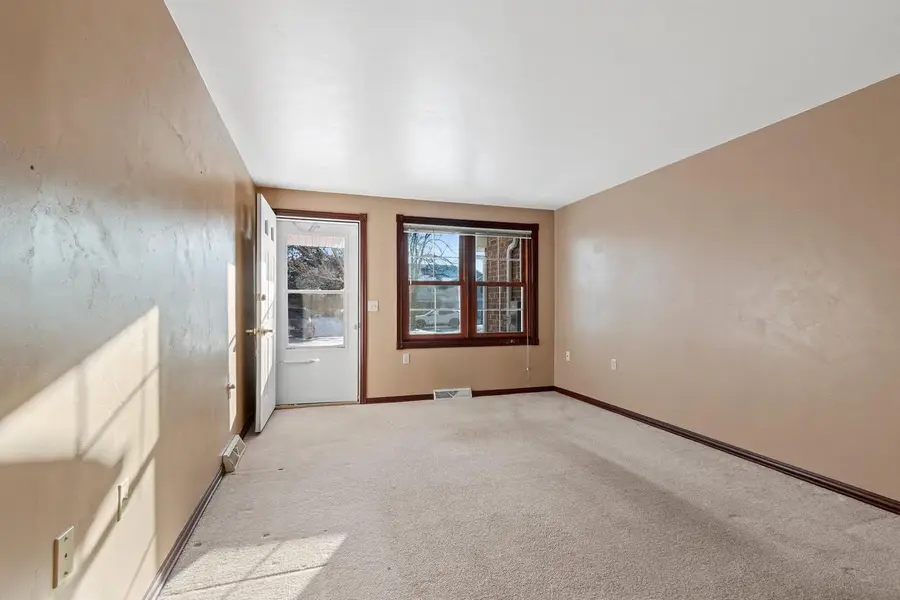 2571 TELLURIDE TRAIL  #UNIT H, Howard, WI 54313 - Image #3