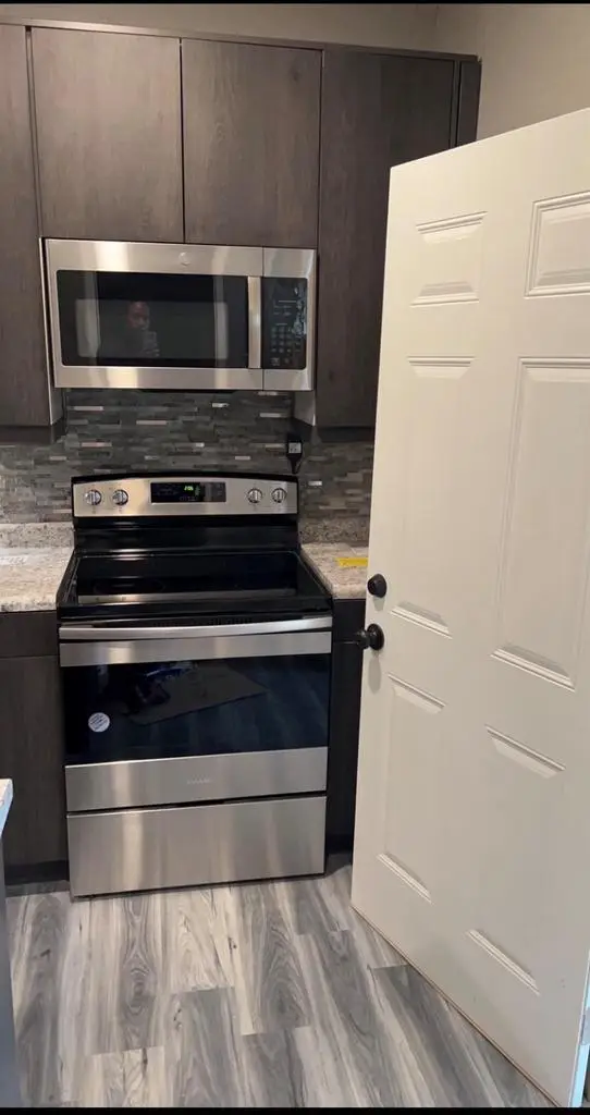 1322 S BROADWAY, Green Bay, WI 54304 - Image #2