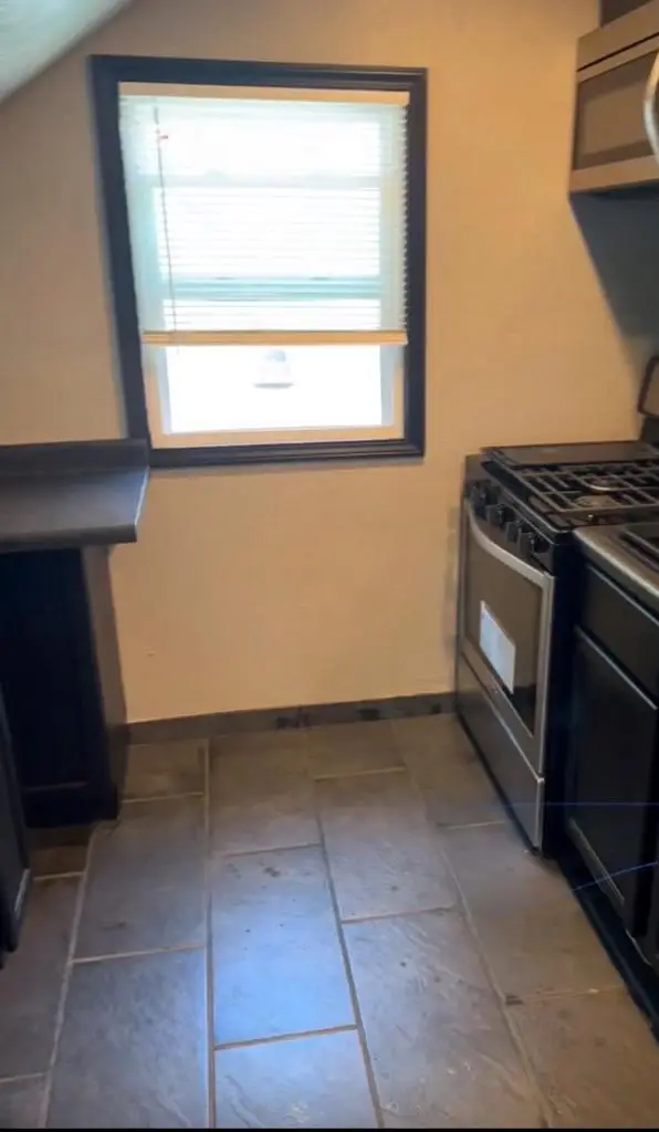 1322 S BROADWAY, Green Bay, WI 54304 - Image #3