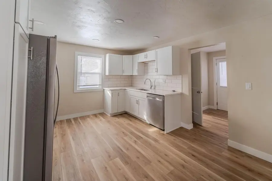 1327 MONROE STREET, Oshkosh, WI 54901 - Image #3