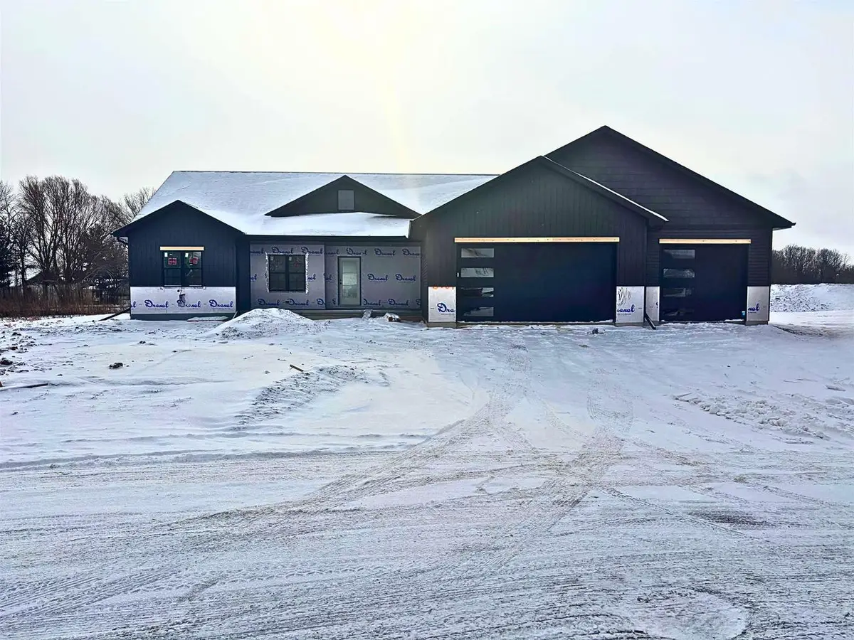 W5751 ROUNDSTONE PLACE, Menasha, WI 54952 - #1