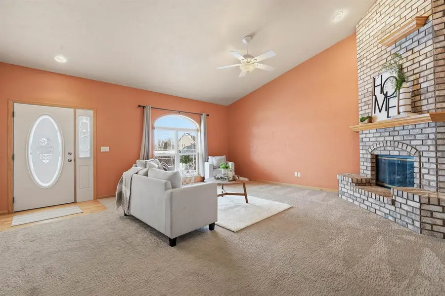 N194 EASTOWNE LANE, Appleton, WI 54915 - Image #2