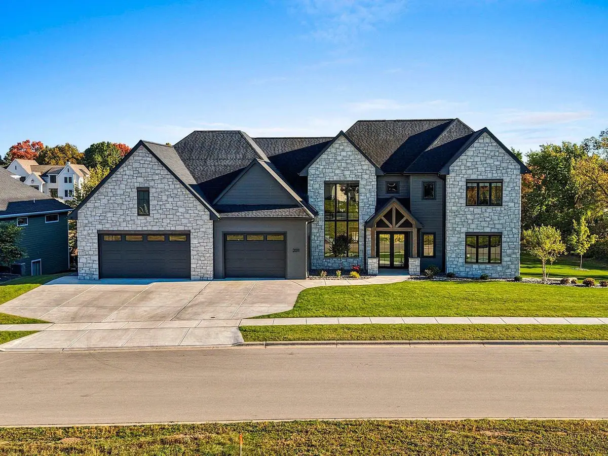 2011 LABYRINTH LANE, De Pere, WI 54115 - Image #1