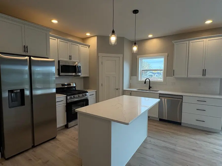 1762 LOYAL DRIVE, Neenah, WI 54956 - Image #3