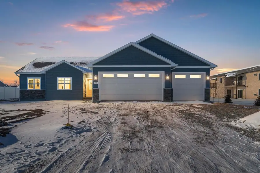 399 BATTERY AVENUE, De Pere, WI 54115 - Image #2