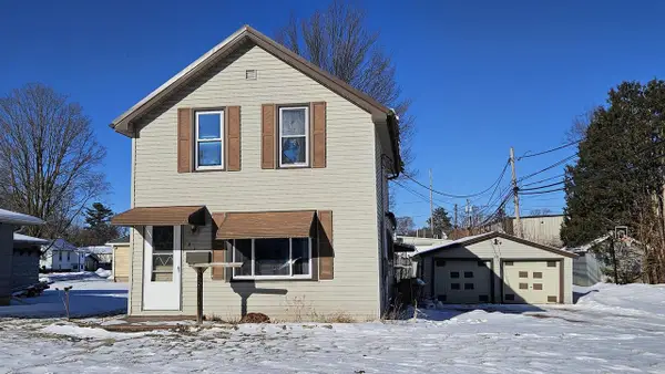 213 W WESCOTT AVENUE, Shawano, WI 54166