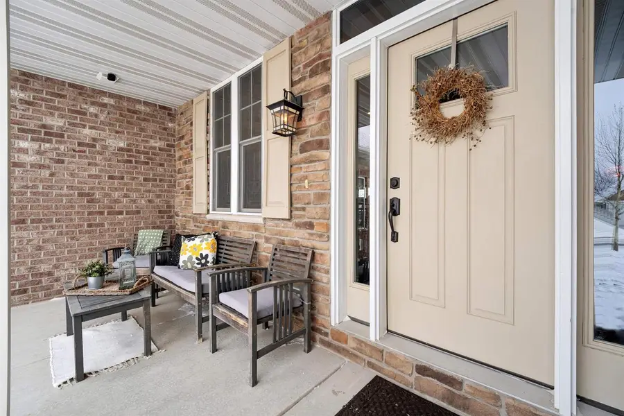 6600 N KUREY DRIVE, Appleton, WI 54913 - Image #2